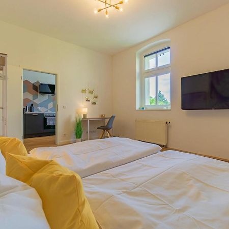 Modernes Apartment - Zentral, Ruhig, Wlan, Netflix, Kueche, Schreibtisch, Parkplatz, Waschtrockner Котбус Экстерьер фото